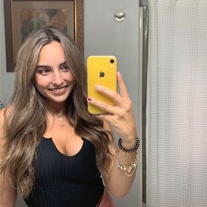 Meet your Posher, Nadia